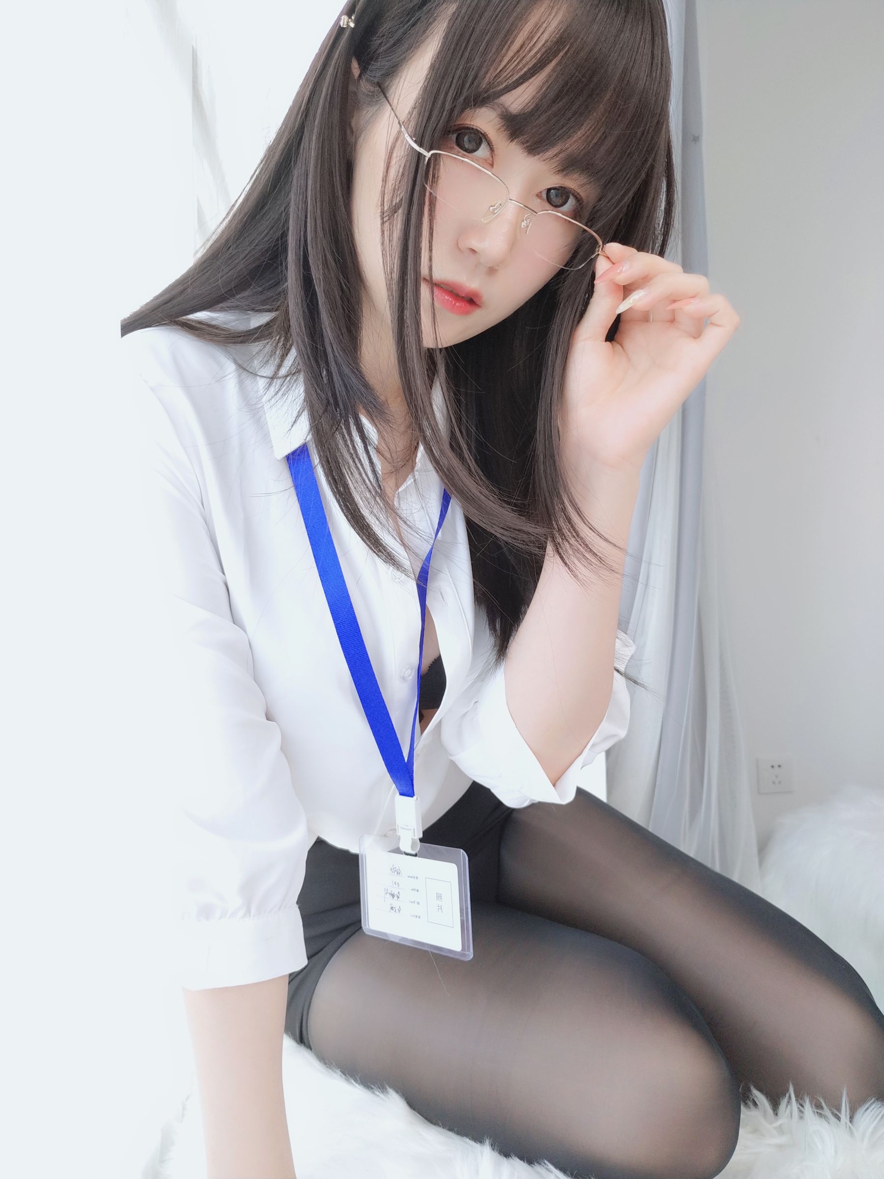 Coser小姐姐白银81–制服写真插图1